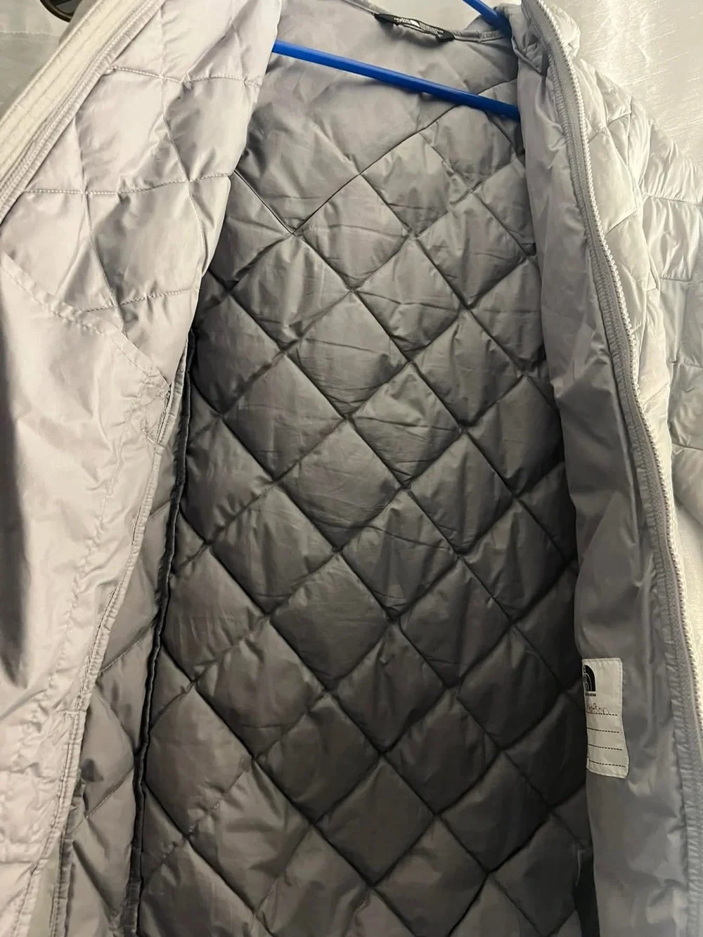 The North Face Girls Light Gray Quilted Hooded Puffer Jacket